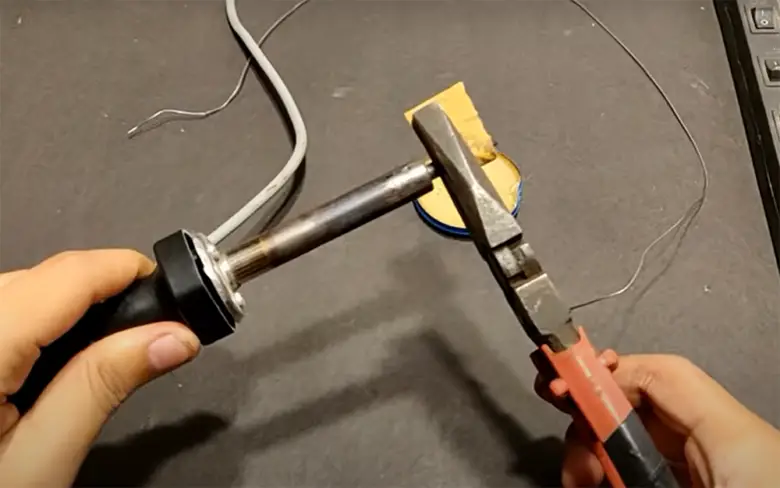 Can You Sharpen Soldering Iron Tips? - ElectronicsHacks