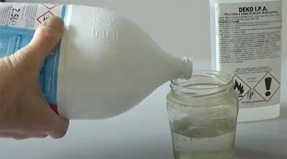 Cleaning With Isopropyl Alcohol