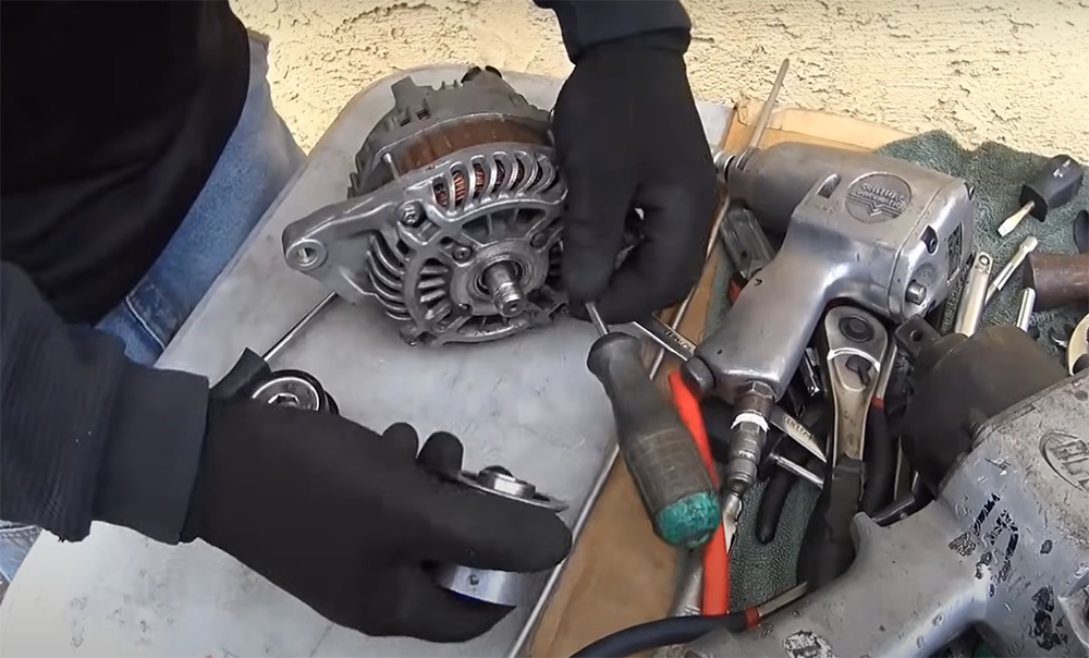 Testing an Alternator With a Screwdriver