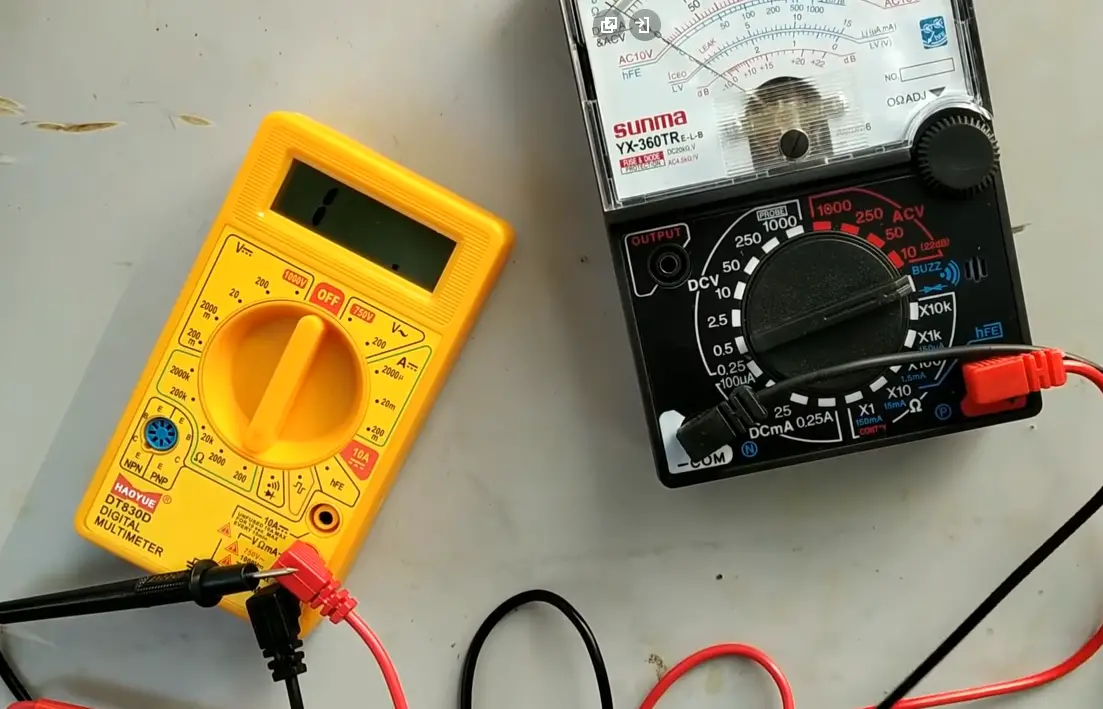 Analog vs. Digital Multimeter: What’s the Difference? - ElectronicsHacks