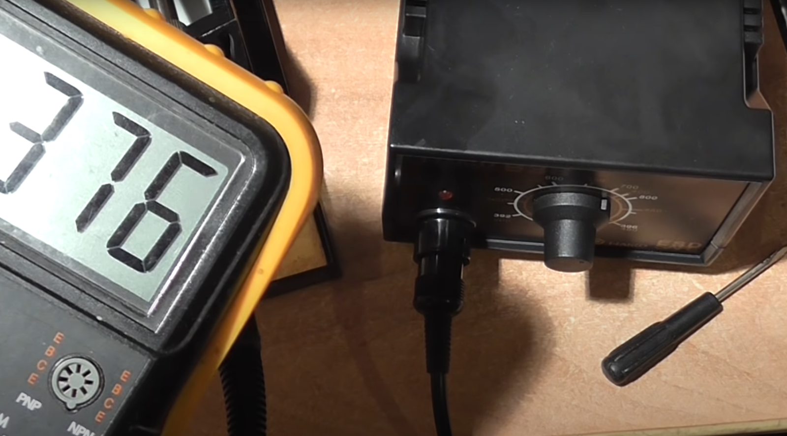 Hakko 936 Soldering Station Review ElectronicsHacks