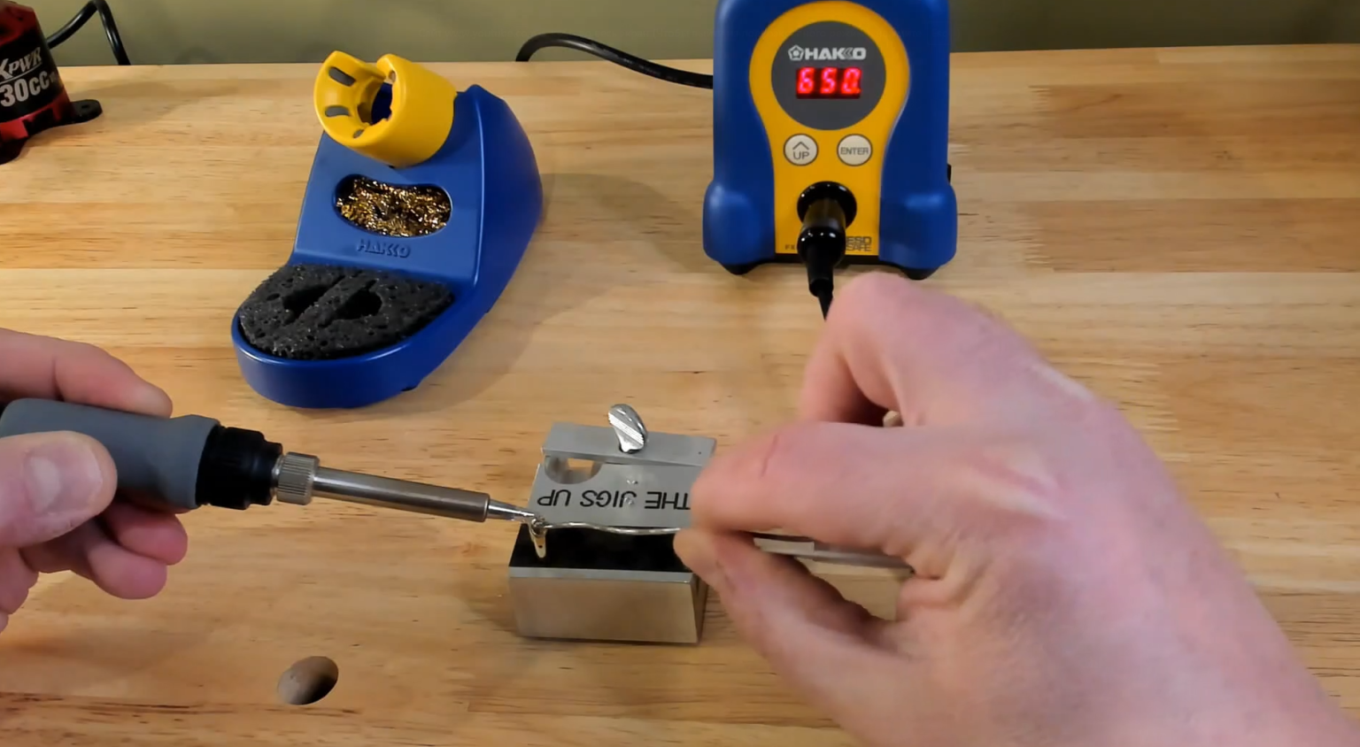 Hakko FX888D vs. Weller WES51 Which is Better? ElectronicsHacks