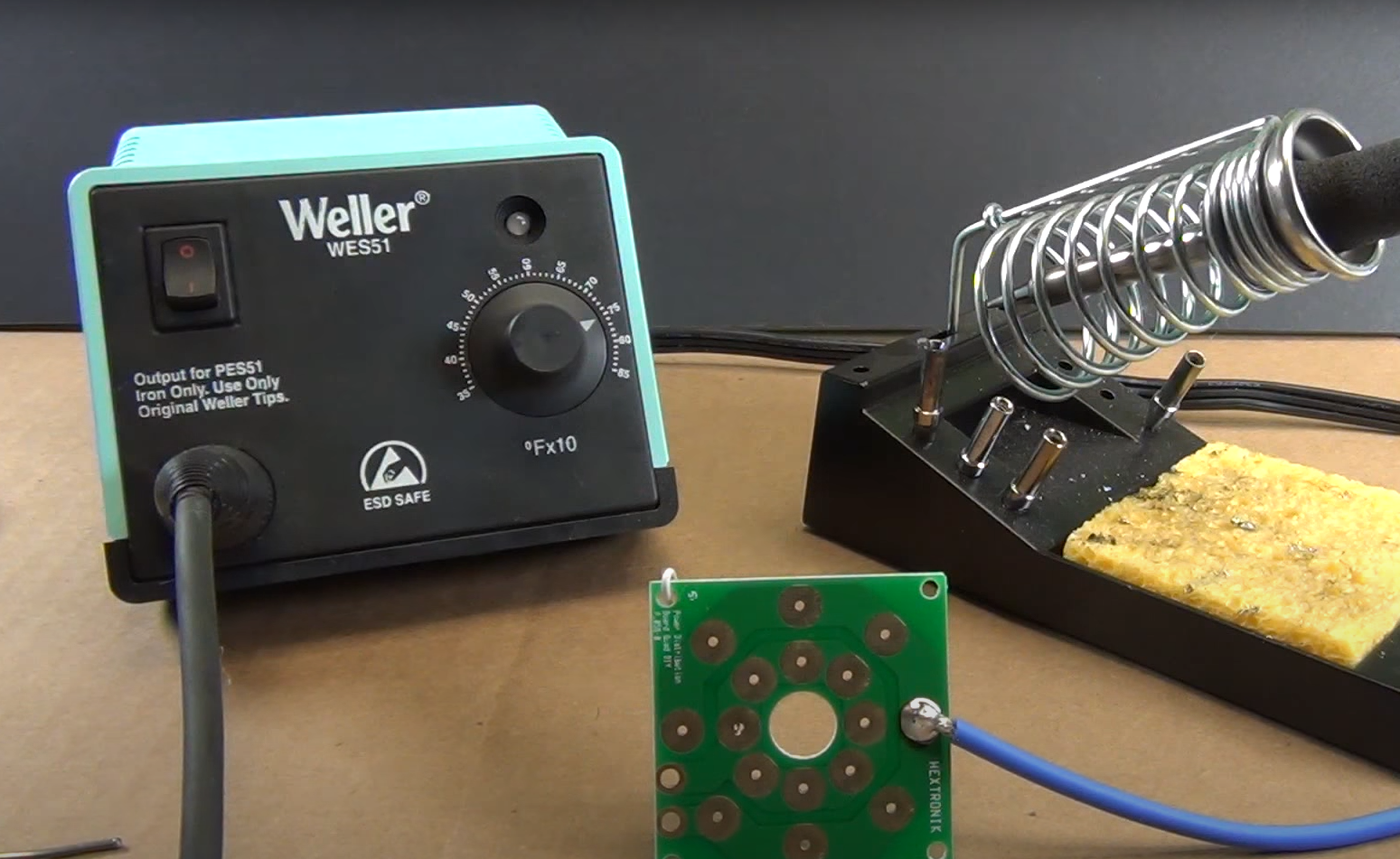 Hakko FX888D vs. Weller WES51 Which is Better? ElectronicsHacks