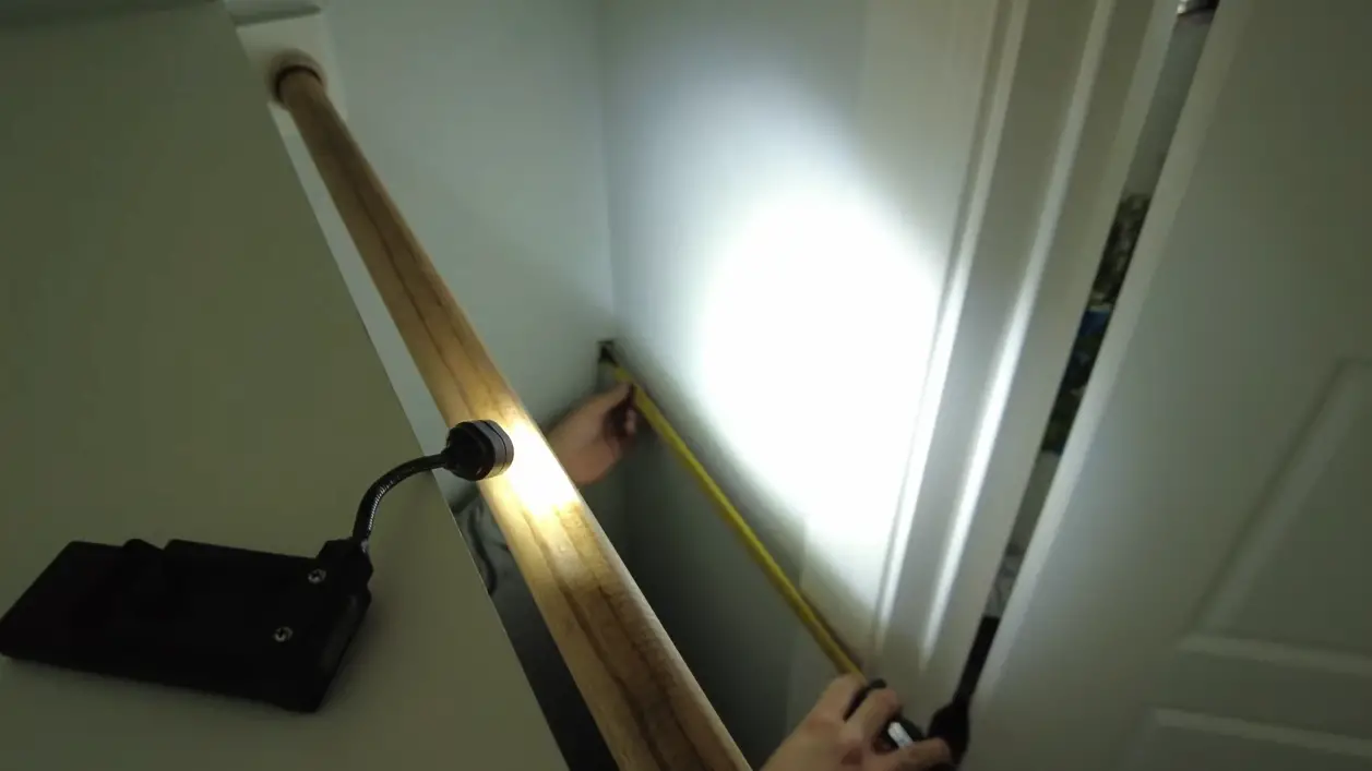 Welder vs. Electrician What’s the Difference? ElectronicsHacks