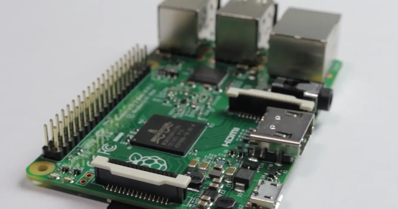 Banana Pi Pro vs. Raspberry Pi 2: Which is Better? - ElectronicsHacks