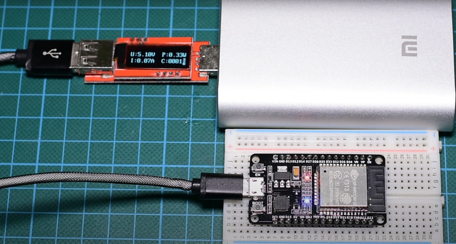 ESP32 vs. ESP8266: What’s the Difference? - ElectronicsHacks
