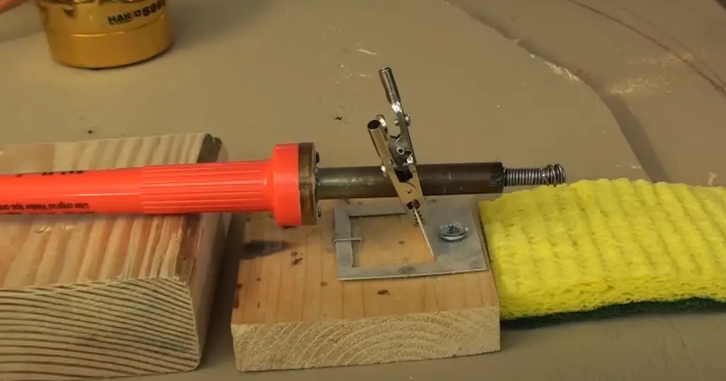 How to Properly Tin the Tip of a Soldering Iron