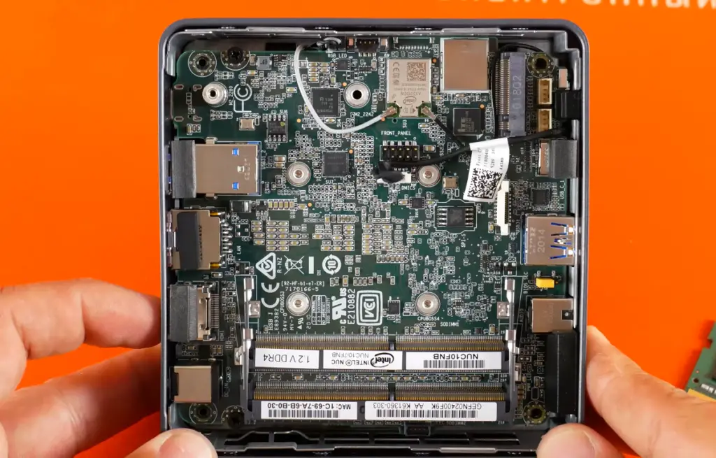 What is Intel NUC NUC5PGYH