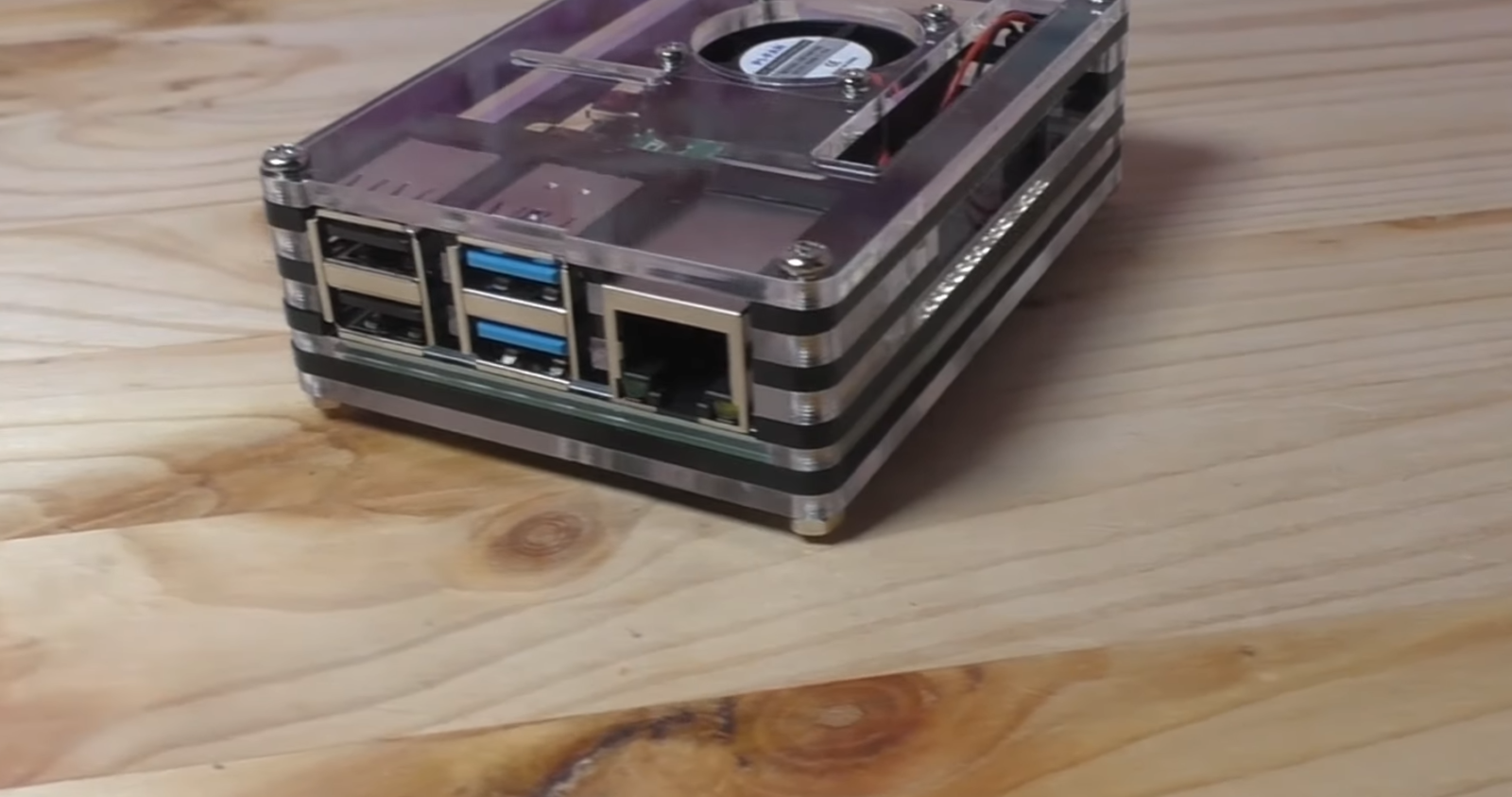 Raspberry Pi 4 4GB vs. 8GB: Which is Better? - ElectronicsHacks