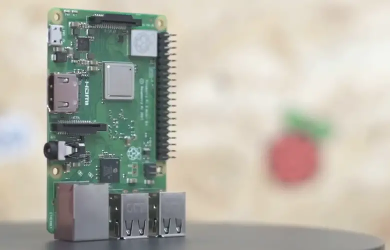 intel nuc vs raspberry pi 4