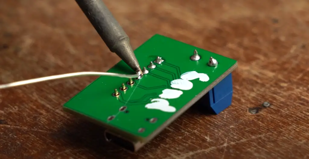 What Affects the Reflow Soldering Process