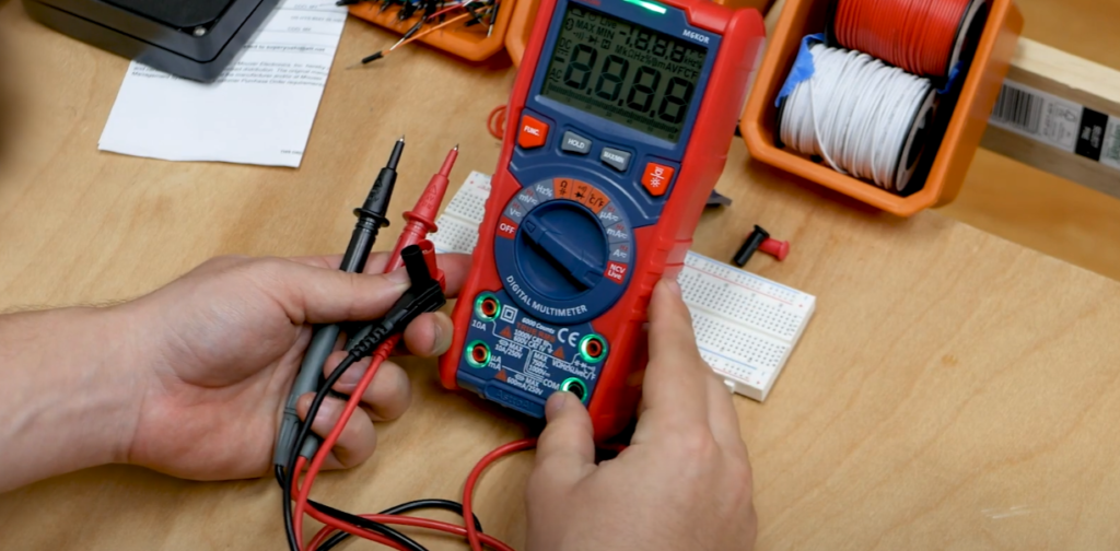 Tips for Using the AstroAI Digital Multimeter TRMS 6000