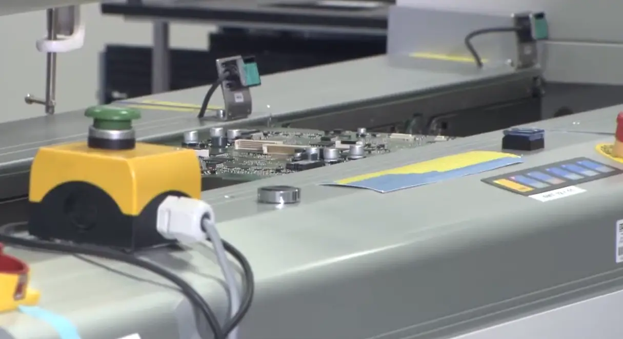 Can a Humidifier Damage Electronics? ElectronicsHacks