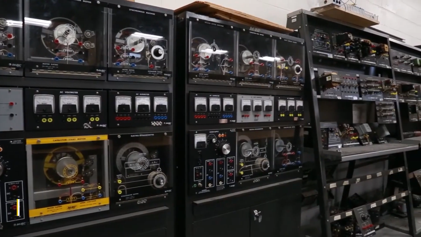 Electrician Career Paths: Everything You Should Know - ElectronicsHacks