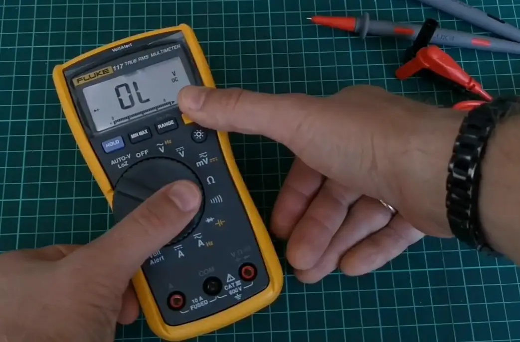 fluke-117-vs-179-which-multimeter-is-better-electronicshacks