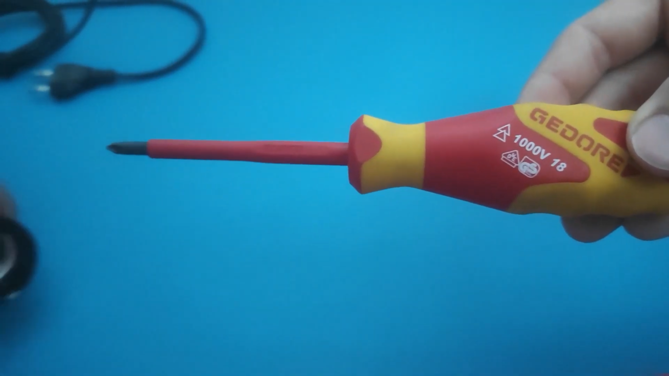 How to Identify a Neutral Wire With a Multimeter? ElectronicsHacks