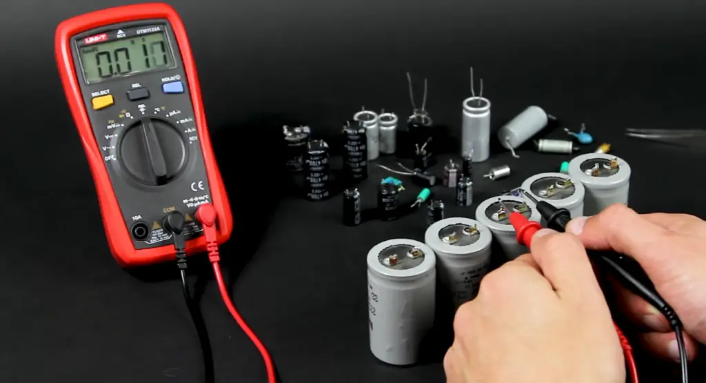 Will a Multimeter Discharge a Capacitor?