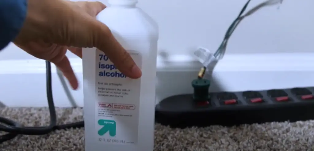Tips on Using Isopropyl Alcohol Safely
