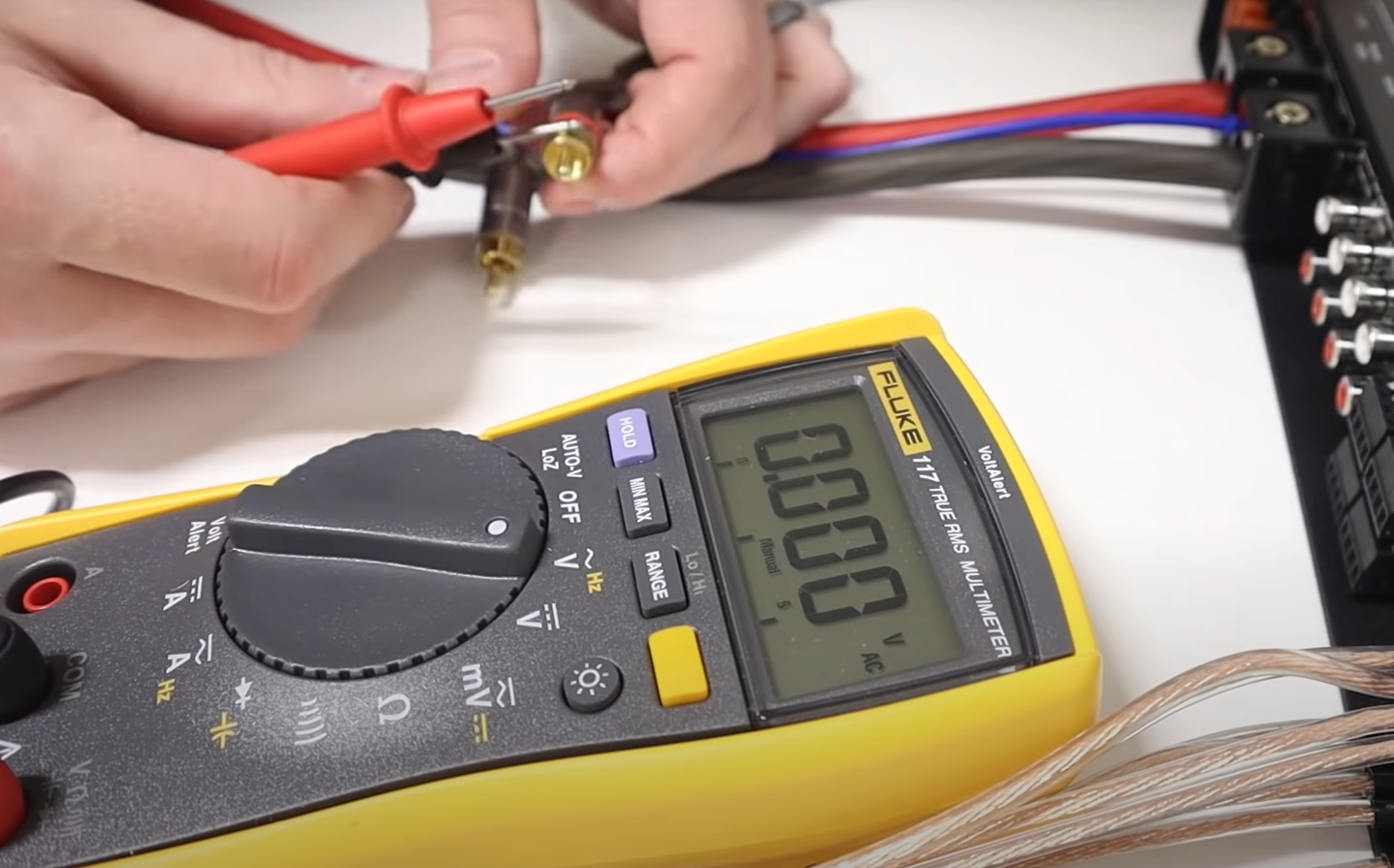 How To Measure Amps With A Multimeter? - ElectronicsHacks