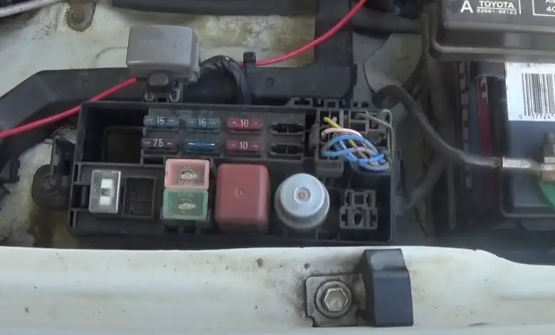Home Fuse Blown?  Quick Fix For Your Interior Fuse Box! - 9tgzljt