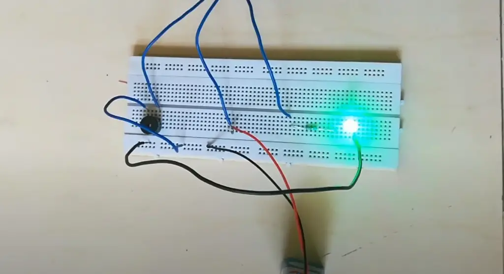 SPDT Switch Circuit Diagram