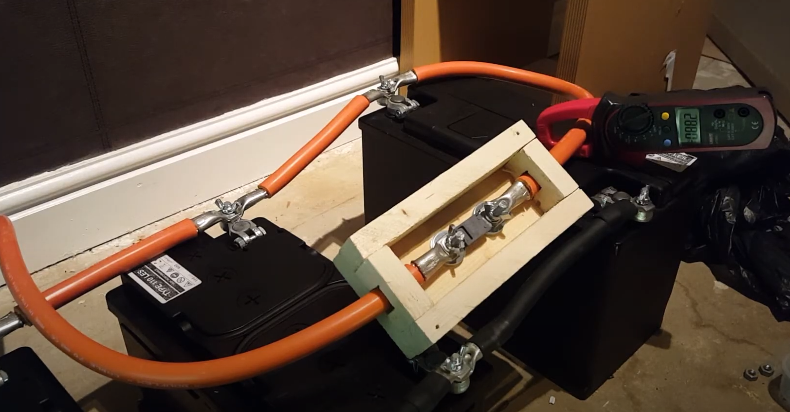 What Size Fuse for 1000 Watt Amp? ElectronicsHacks