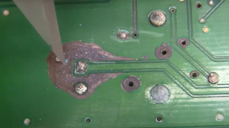 How to Clean a Circuit Board of Corrosion? Circuit Diagram