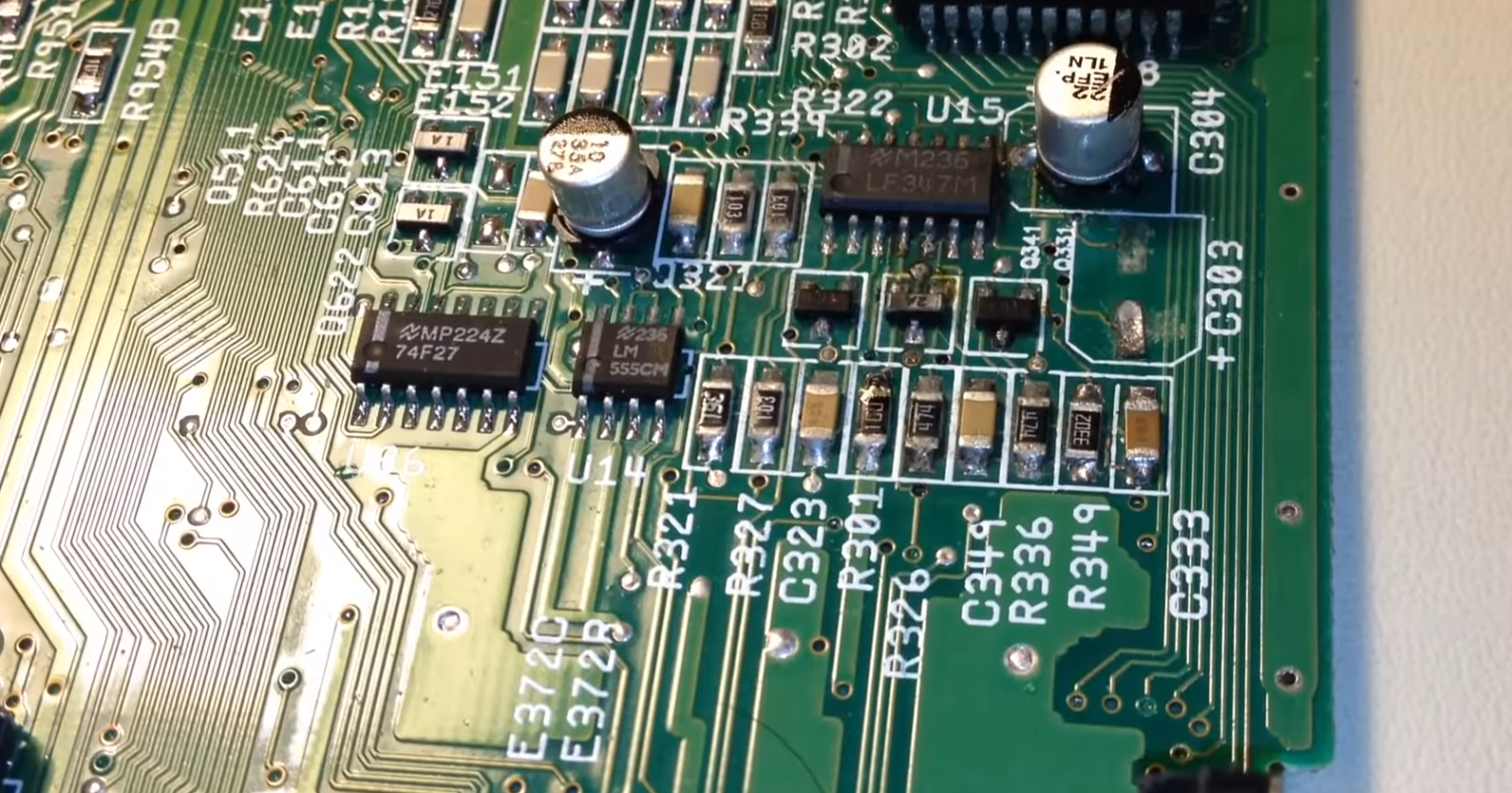 How to Clean a Circuit Board of Corrosion? - ElectronicsHacks