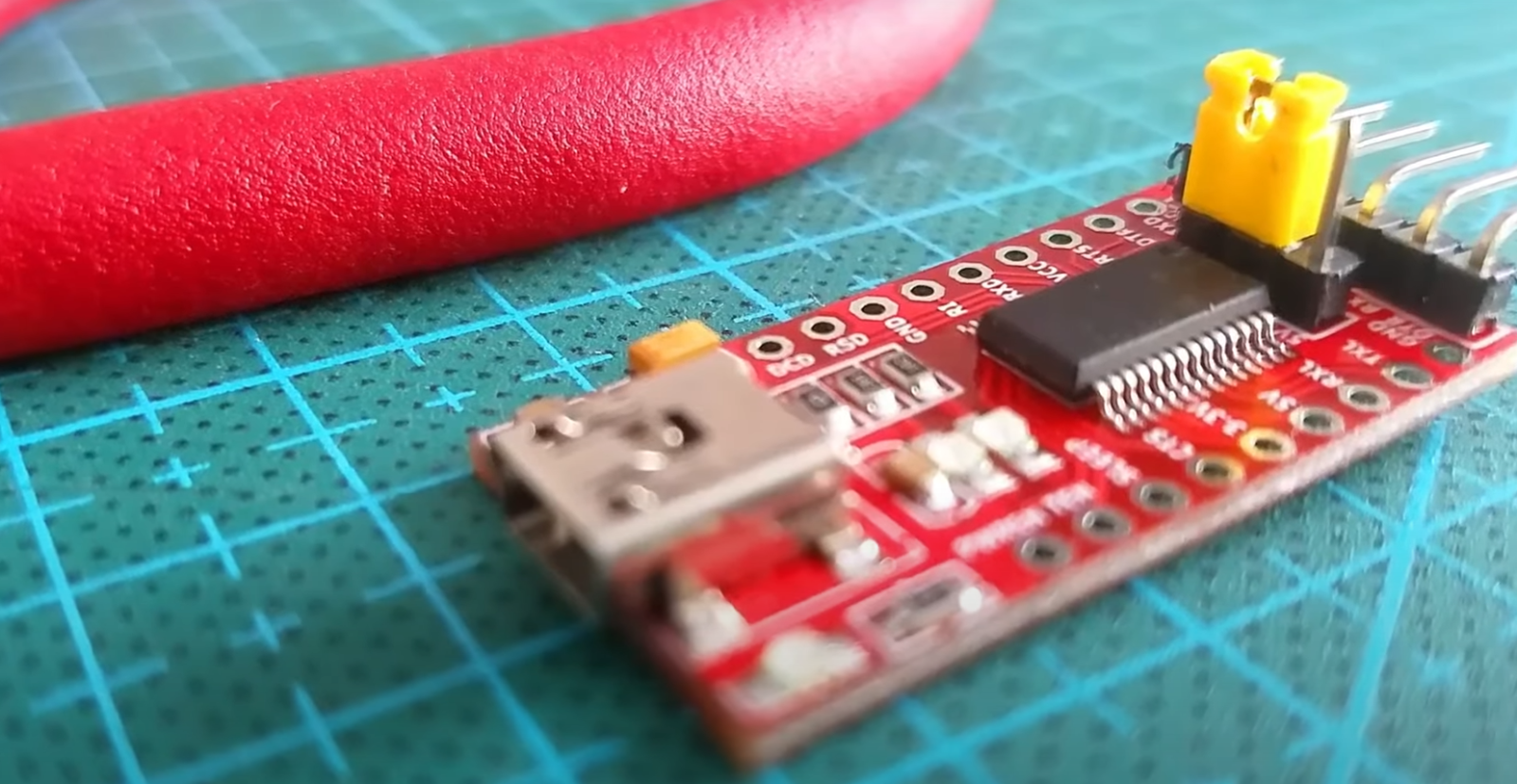 How to Program STM32? - ElectronicsHacks image.