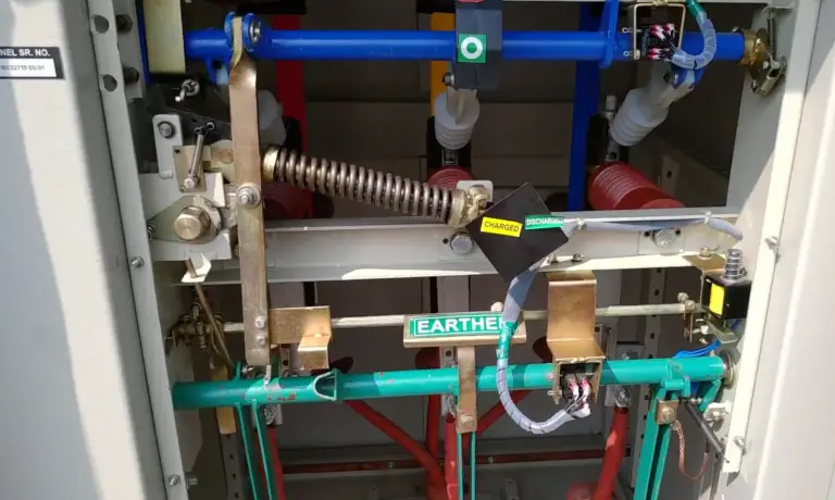 What Is a Load Break Switch? - ElectronicsHacks