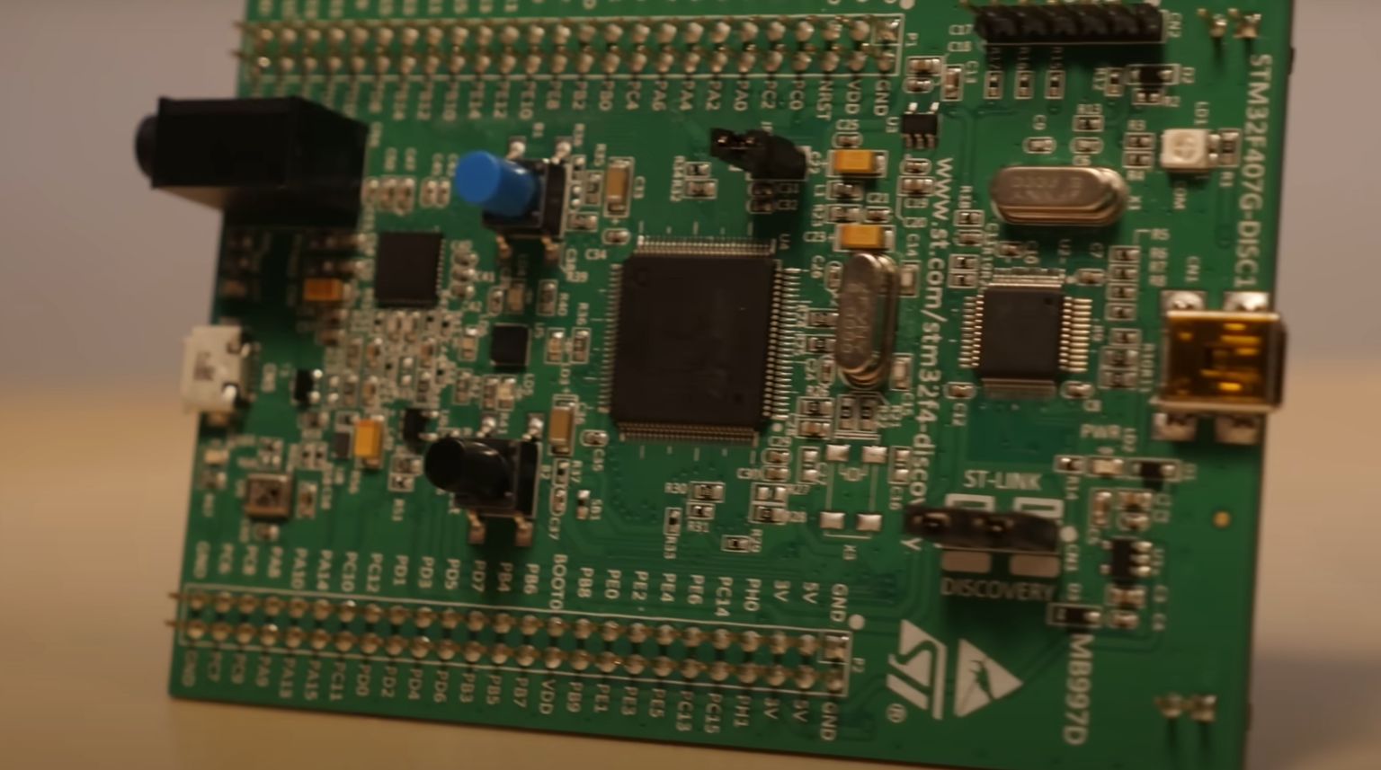 What Is STM32? - ElectronicsHacks