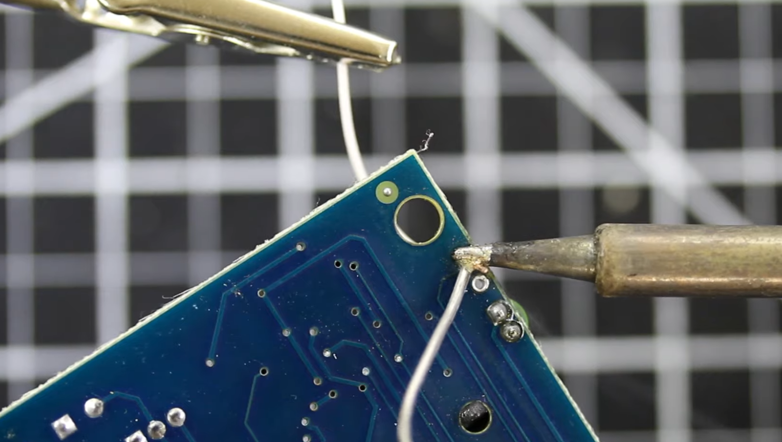 Why Is Solder Used for Joining Electrical Wires? ElectronicsHacks