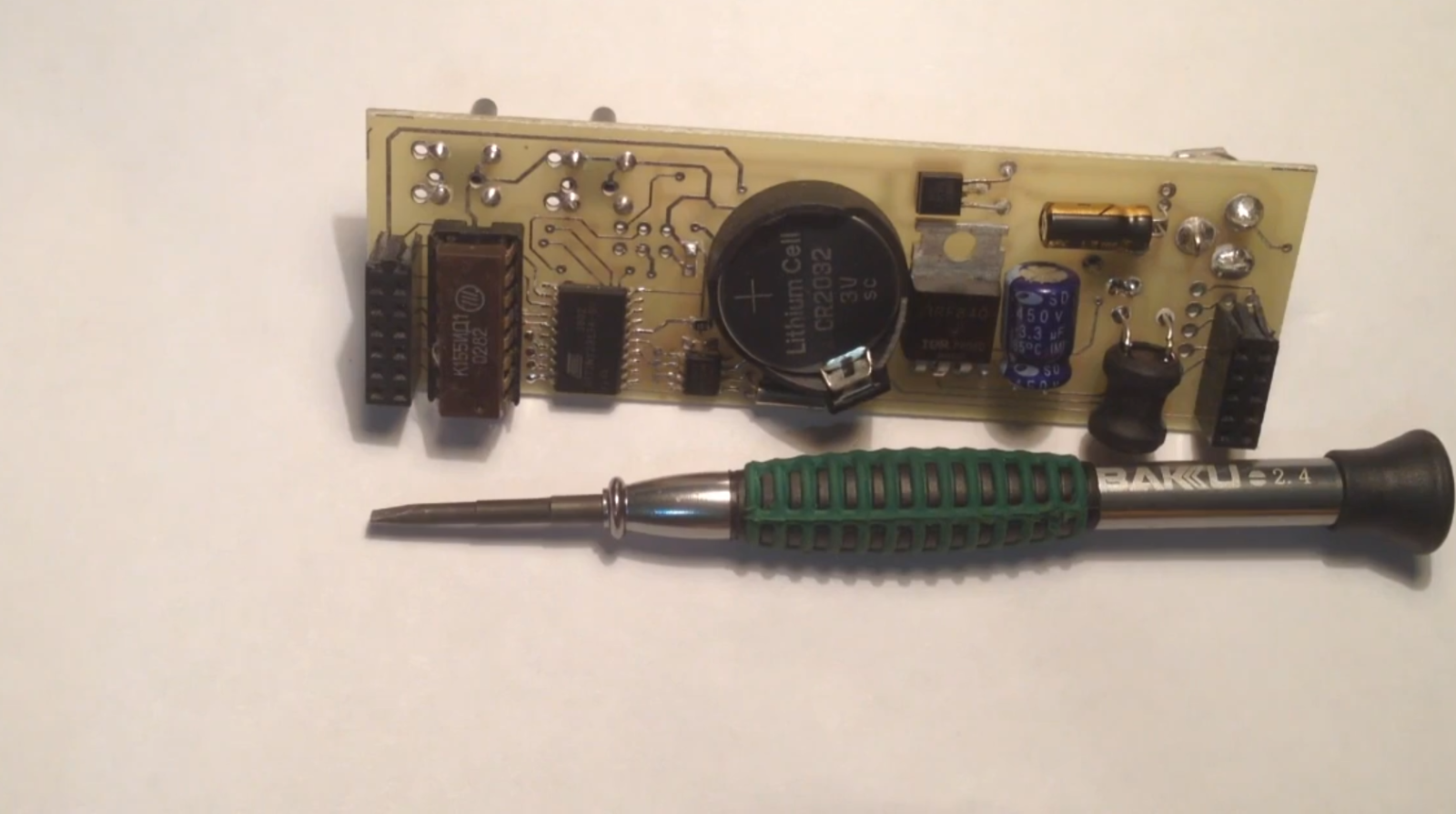 CR2032 vs. CR2450 Batteries What is the Difference? ElectronicsHacks