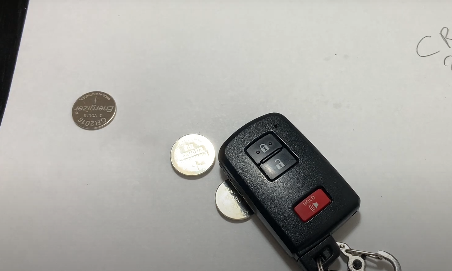 DL2032 vs. CR2032 Batteries What is the Difference? ElectronicsHacks