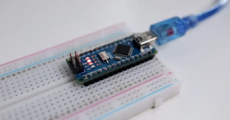 How To Program ATtiny85 With Arduino? - ElectronicsHacks