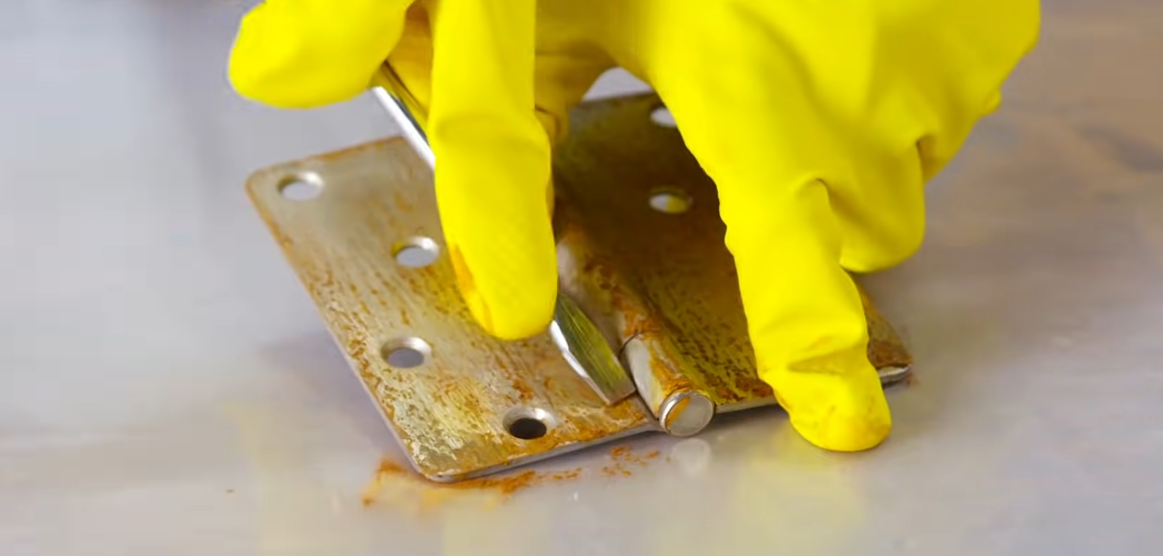 How to Remove Corrosion From Electronics? ElectronicsHacks