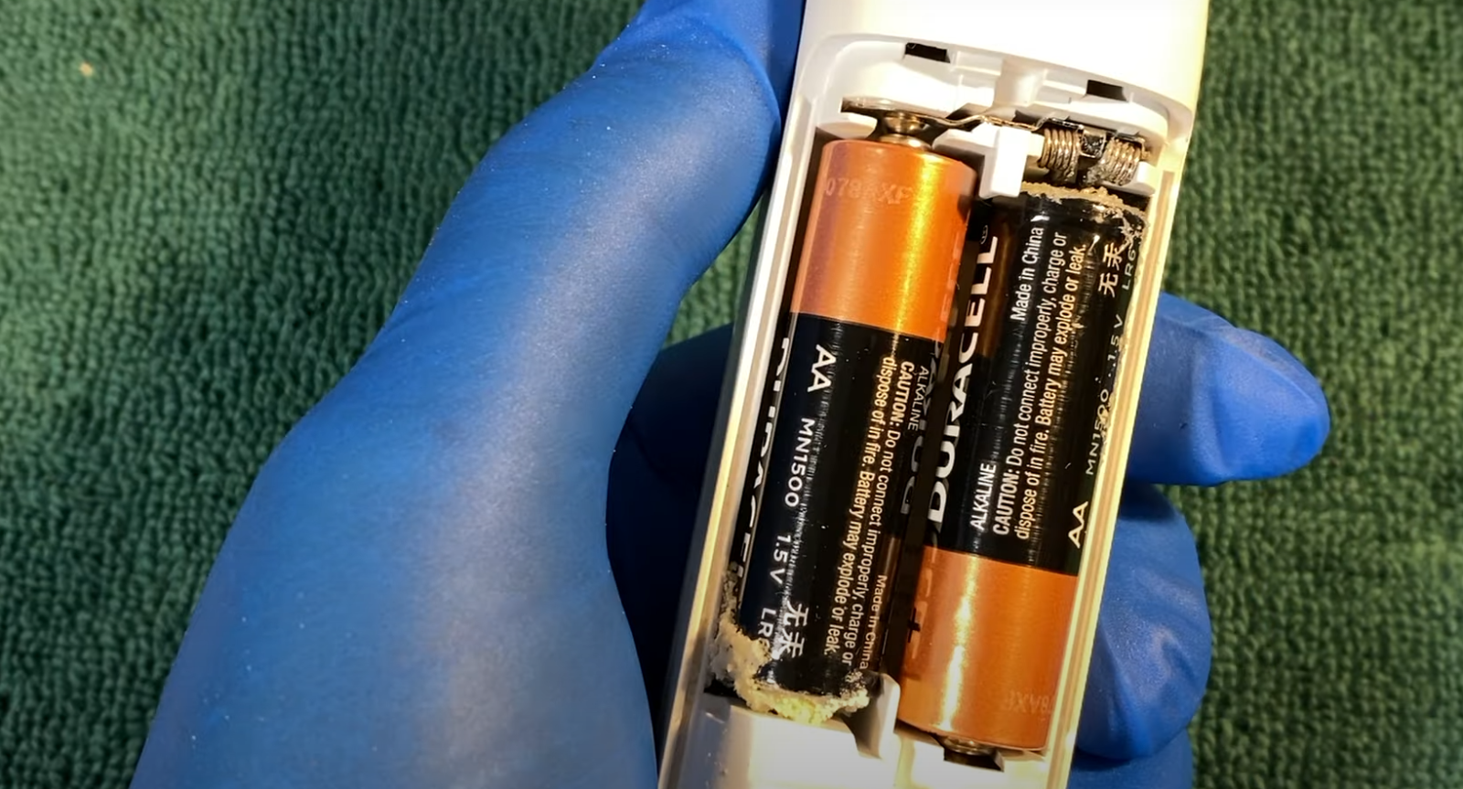 How to Remove Corrosion From Electronics? ElectronicsHacks