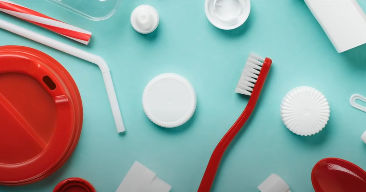 Is Plastic a Conductor or Insulator? ElectronicsHacks