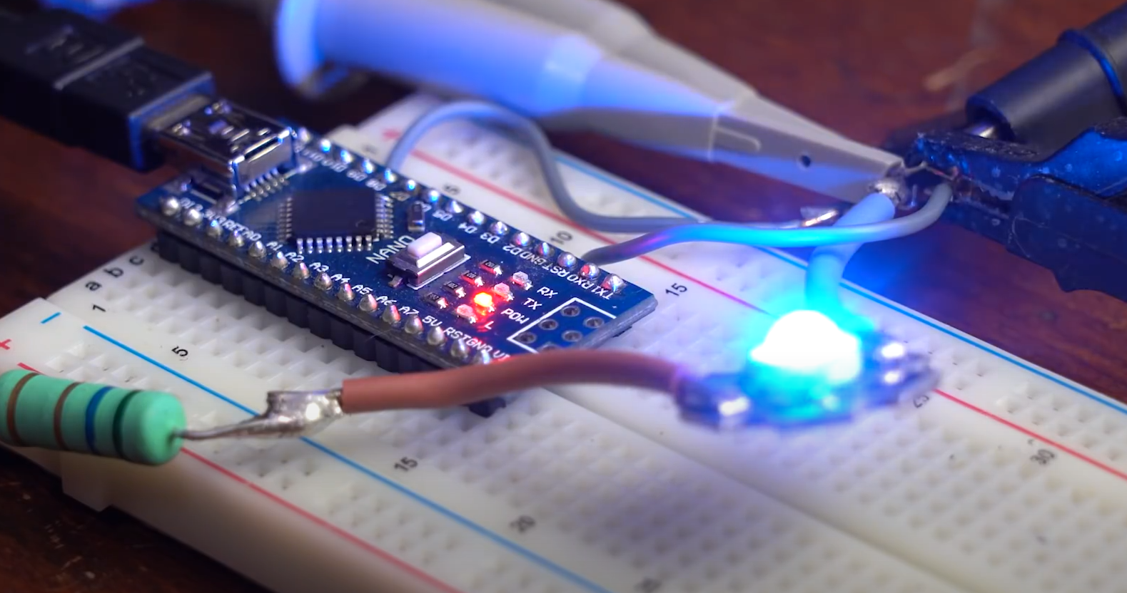 What is a MOSFET Gate Resistor? - ElectronicsHacks