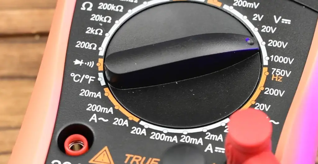 What Does RX1 Represent in a Multimeter?