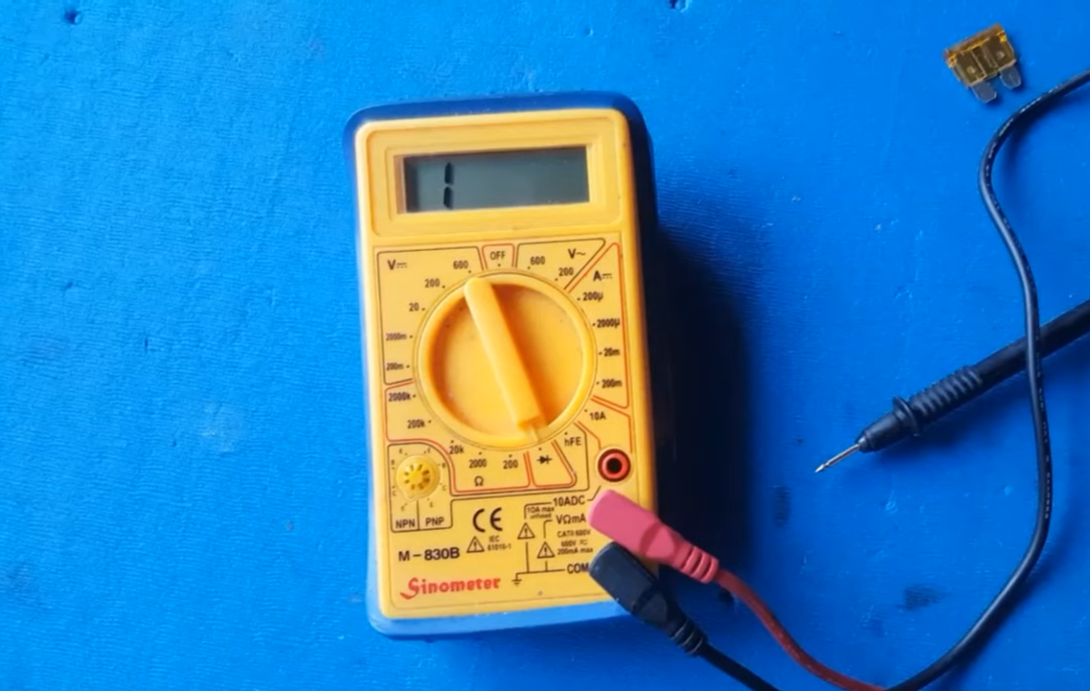 Ground Fault vs. Short Circuit: What’s the Difference? - ElectronicsHacks