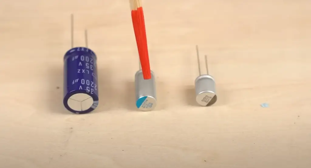 Which Factors Affect the Lifetime of Electrolytic Capacitors: