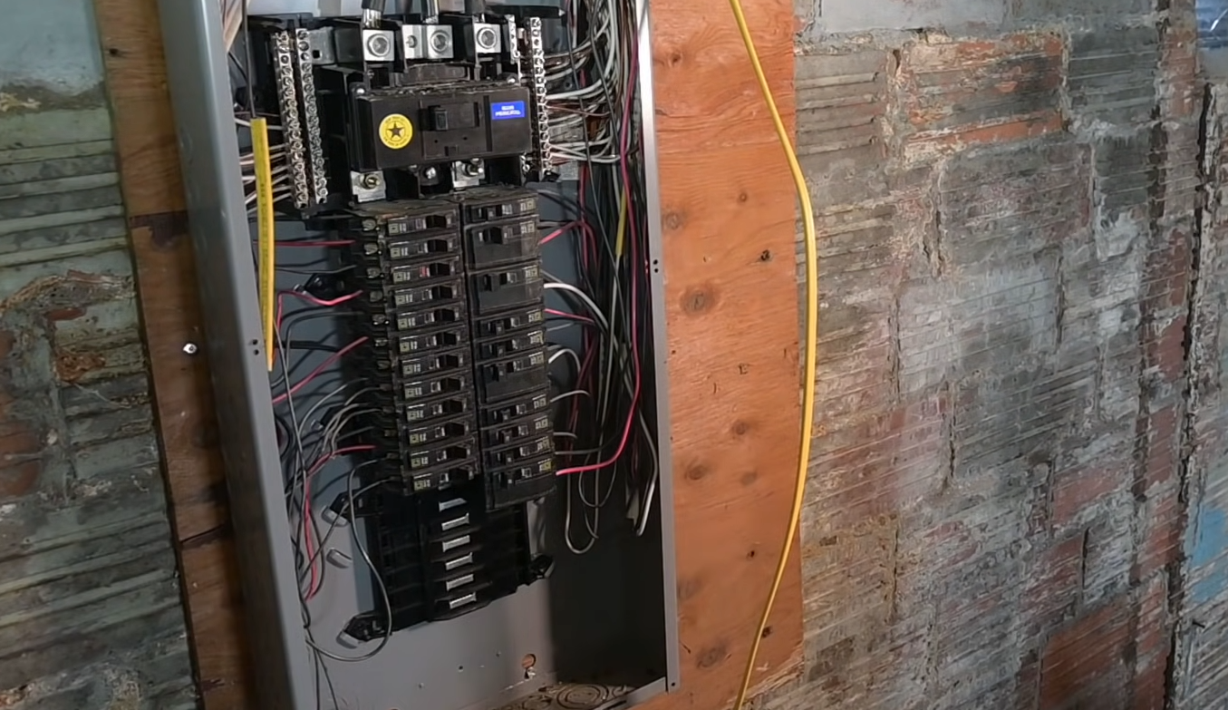 What Breakers Are Compatible With Challenger? ElectronicsHacks