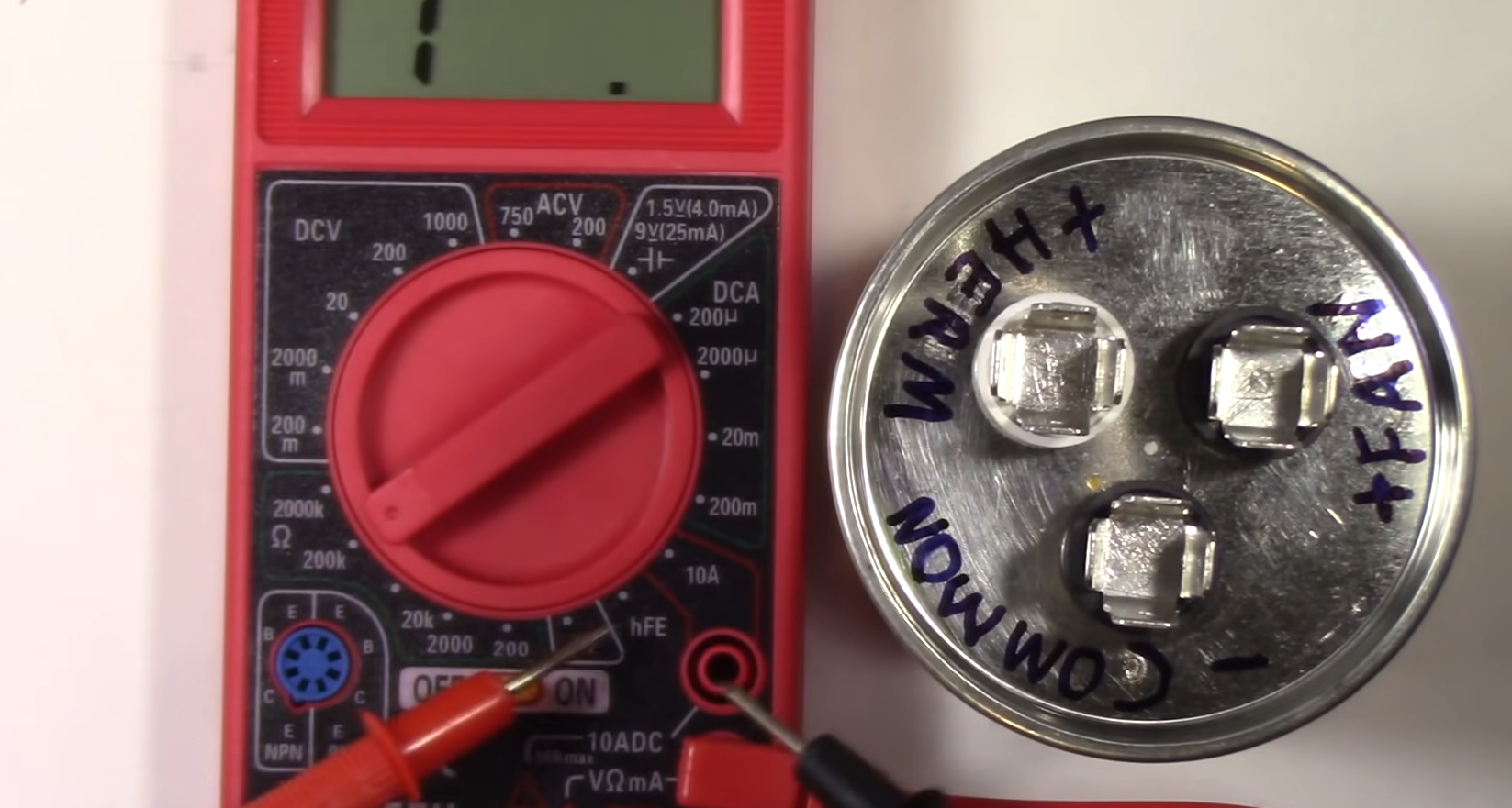 What Is the Peak Voltage Across the 4.0 μF Capacitor? ElectronicsHacks