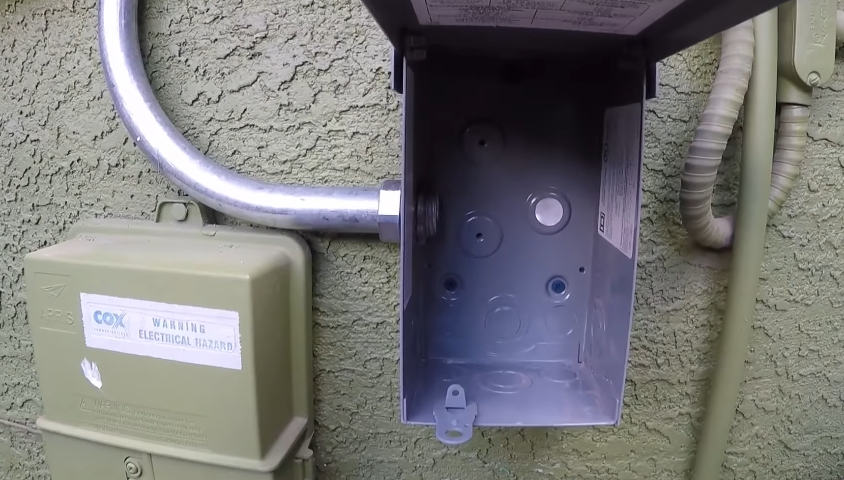 What Size Wire for a 50Amp Breaker? ElectronicsHacks