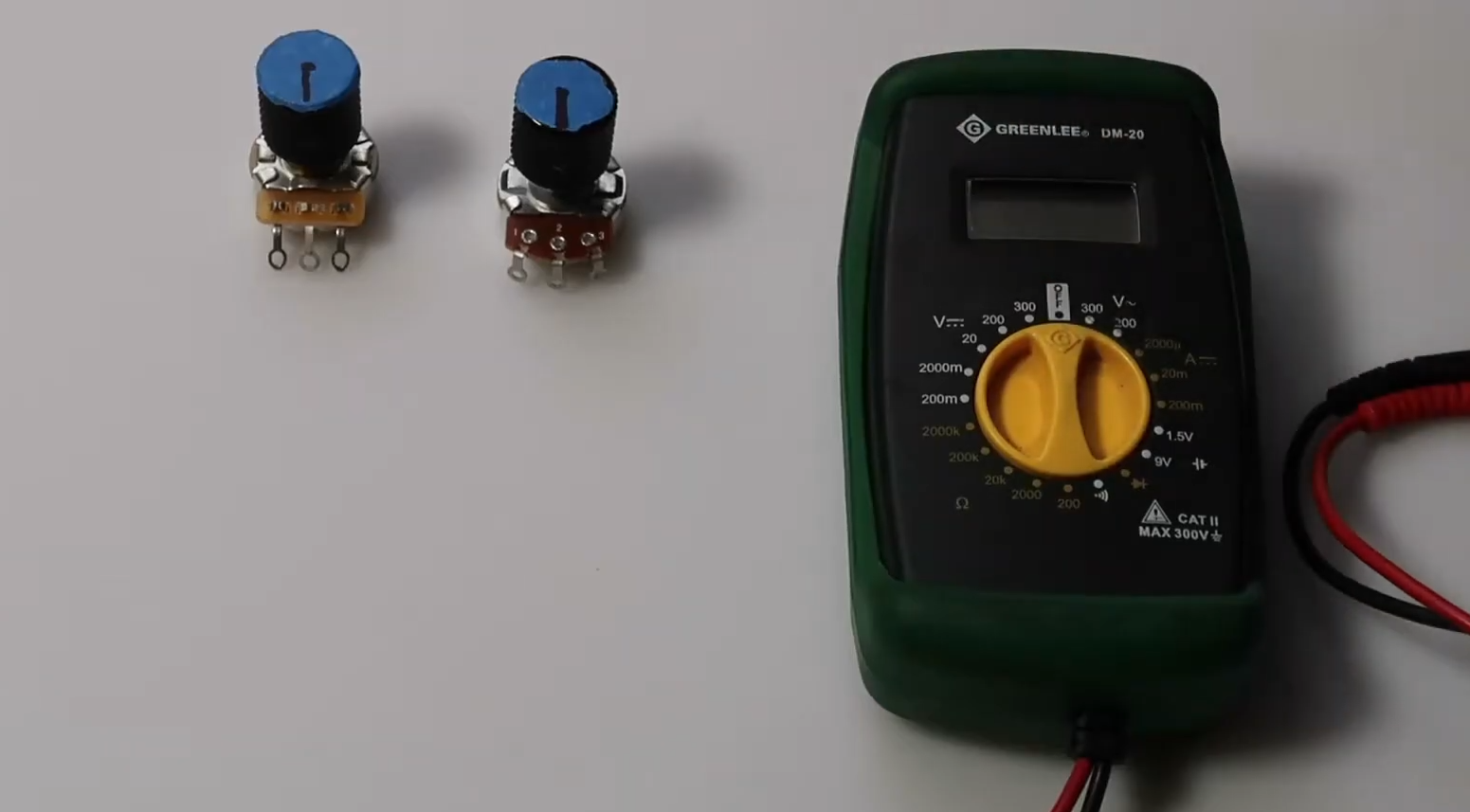 A Vs. B Potentiometer: What’s The Difference? - ElectronicsHacks