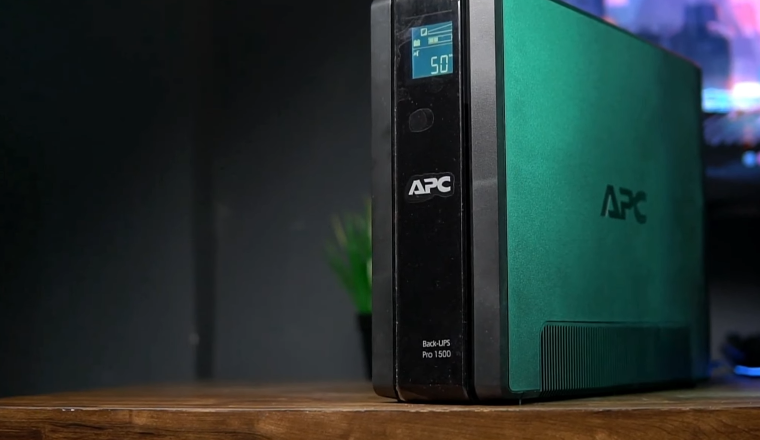 CyberPower vs. APC Surge Protector Which is Better? ElectronicsHacks