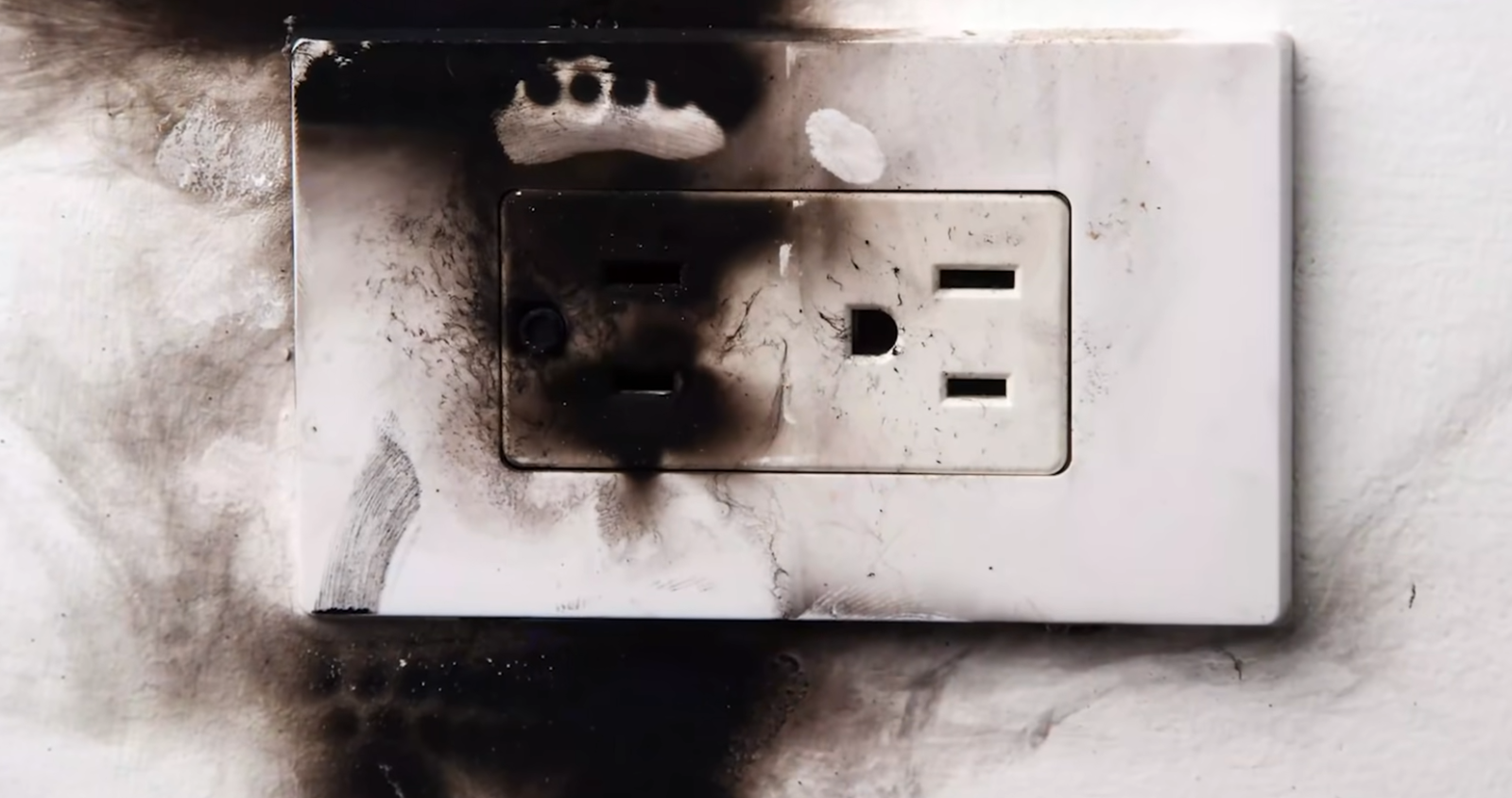 Electrical Receptacle vs. Outlet What’s the Difference? ElectronicsHacks