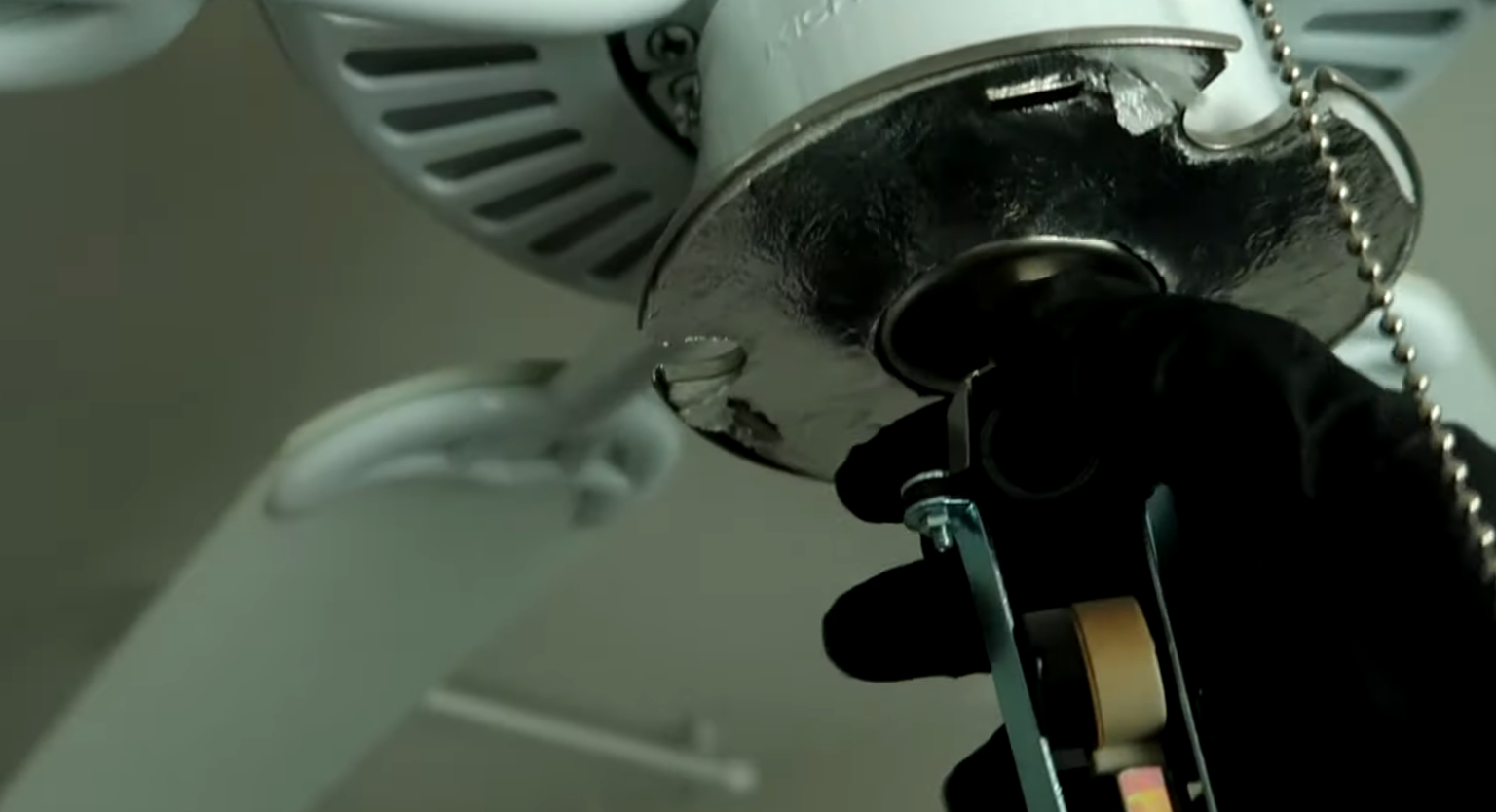 Hampton Bay Ceiling Fan Remote Not Working How to Fix? ElectronicsHacks