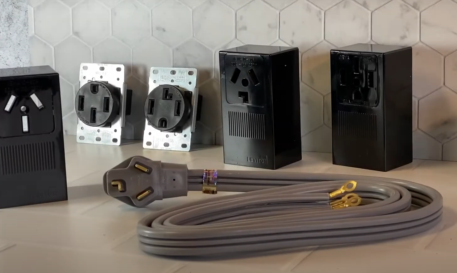 How Many Amps Does a 240V Dryer Use? ElectronicsHacks